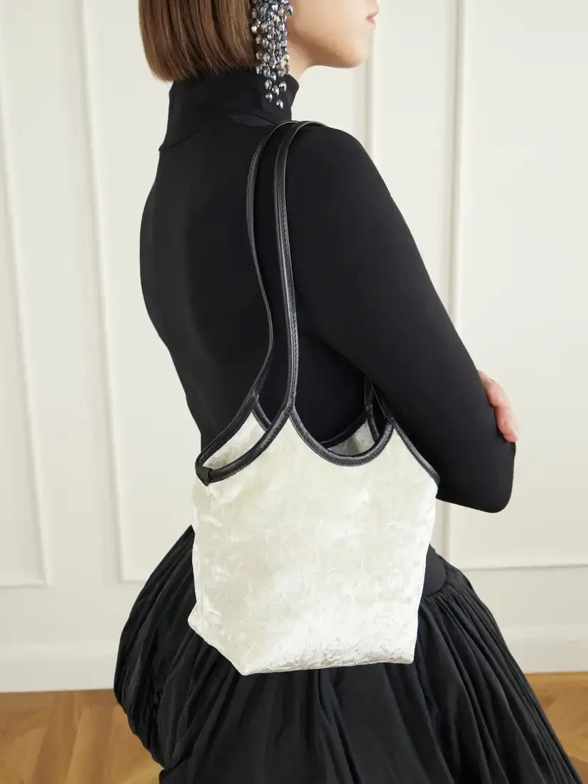 Valesque Cami Velvet Shoulder Bag | Thumbnail 2 Valesque Cami Velvet Shoulder Bag | Thumbnail 2