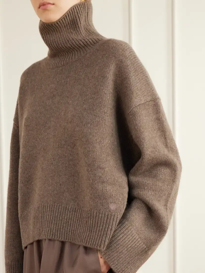 Loulou de Saison Jonah Cropped Cashmere Turtleneck Sweater | Thumbnail 4 Loulou de Saison Jonah Cropped Cashmere Turtleneck Sweater | Thumbnail 4