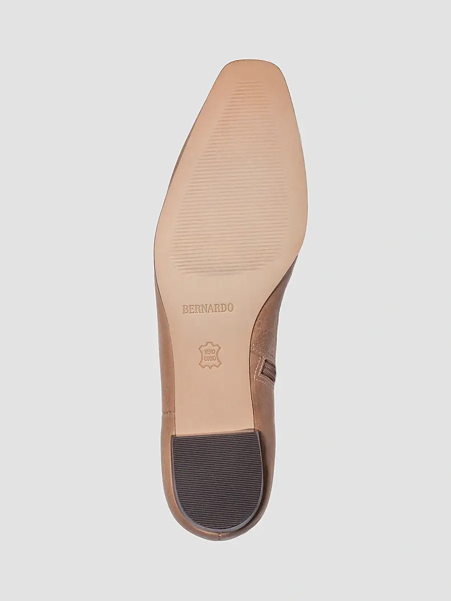 Bernardo Women's Rema Ankle Boots | Thumbnail 4 Bernardo Women's Rema Ankle Boots | Thumbnail 4