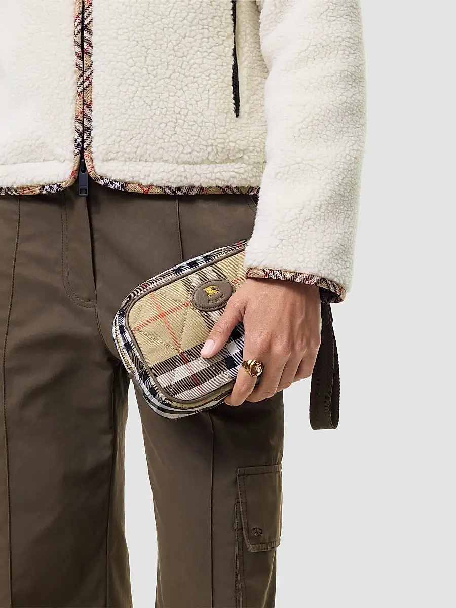 Burberry Women's Horseshoe Check Pouch | Thumbnail 2