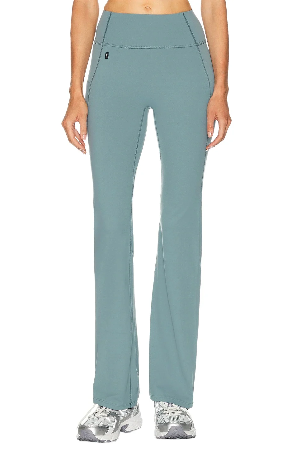 Studio Flared 32 Pant