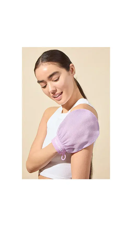 TONYMOLY Plum Bum K-Spa Body Exfoliating Glove | Thumbnail 2 TONYMOLY Plum Bum K-Spa Body Exfoliating Glove | Thumbnail 2