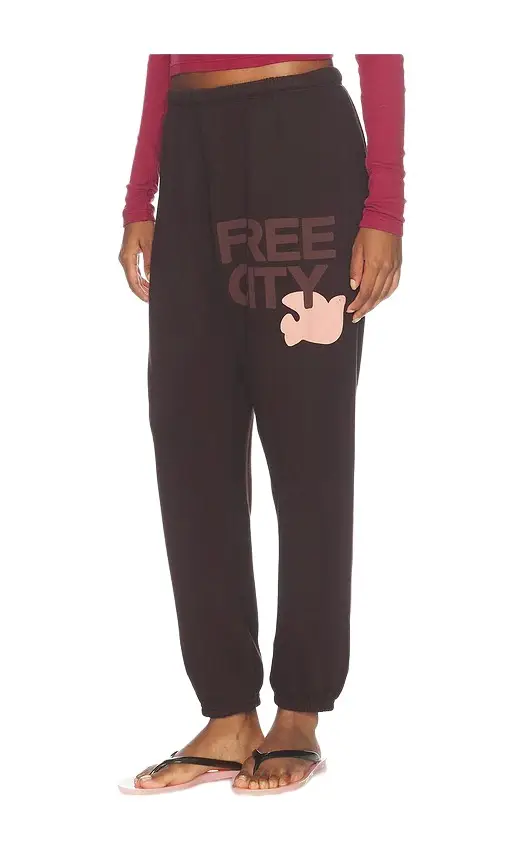 Freecity Large Sweatpant | Image 1 Freecity Large Sweatpant | Image 1