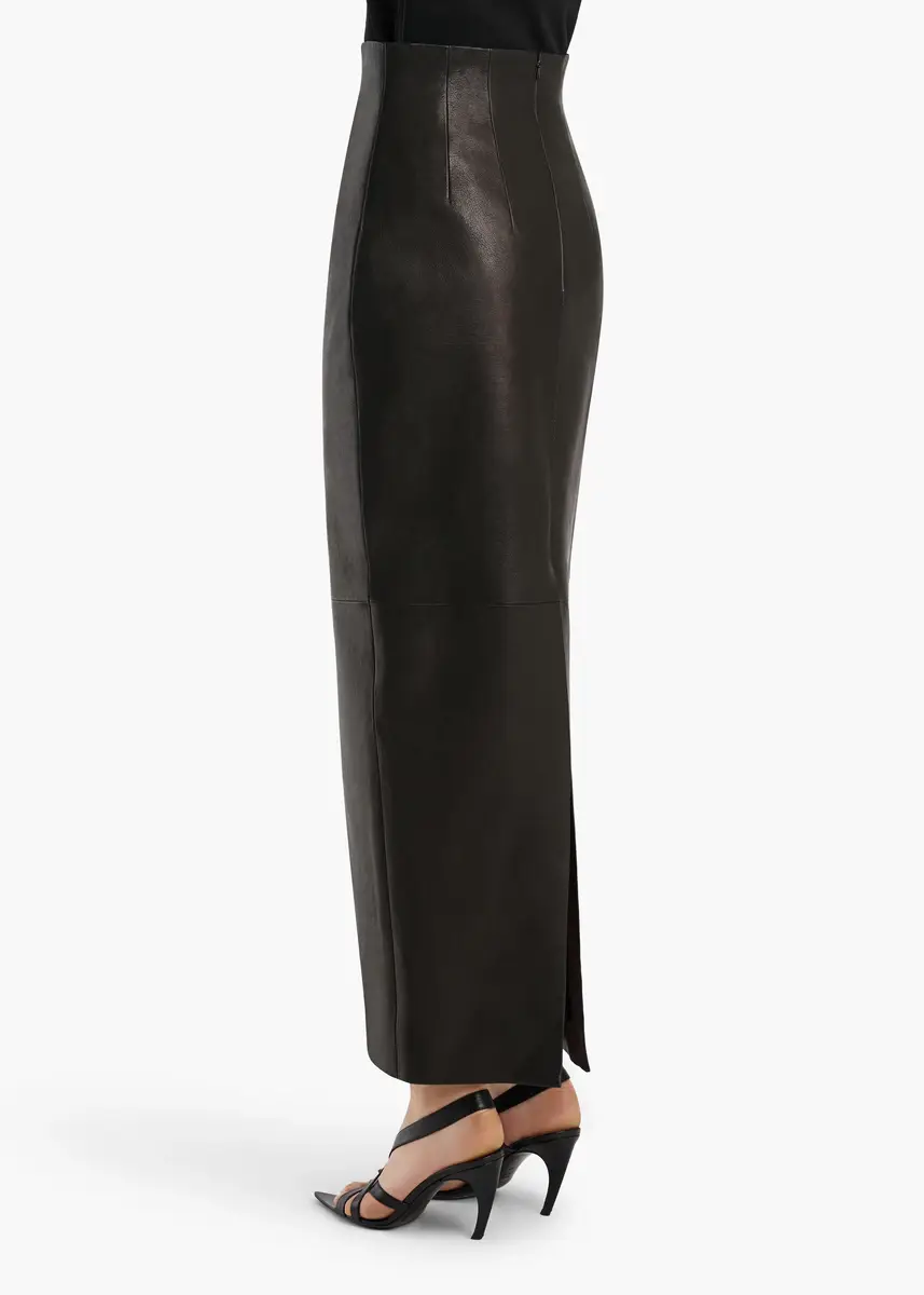 Khaite Loxley Skirt In Black Leather | Thumbnail 4