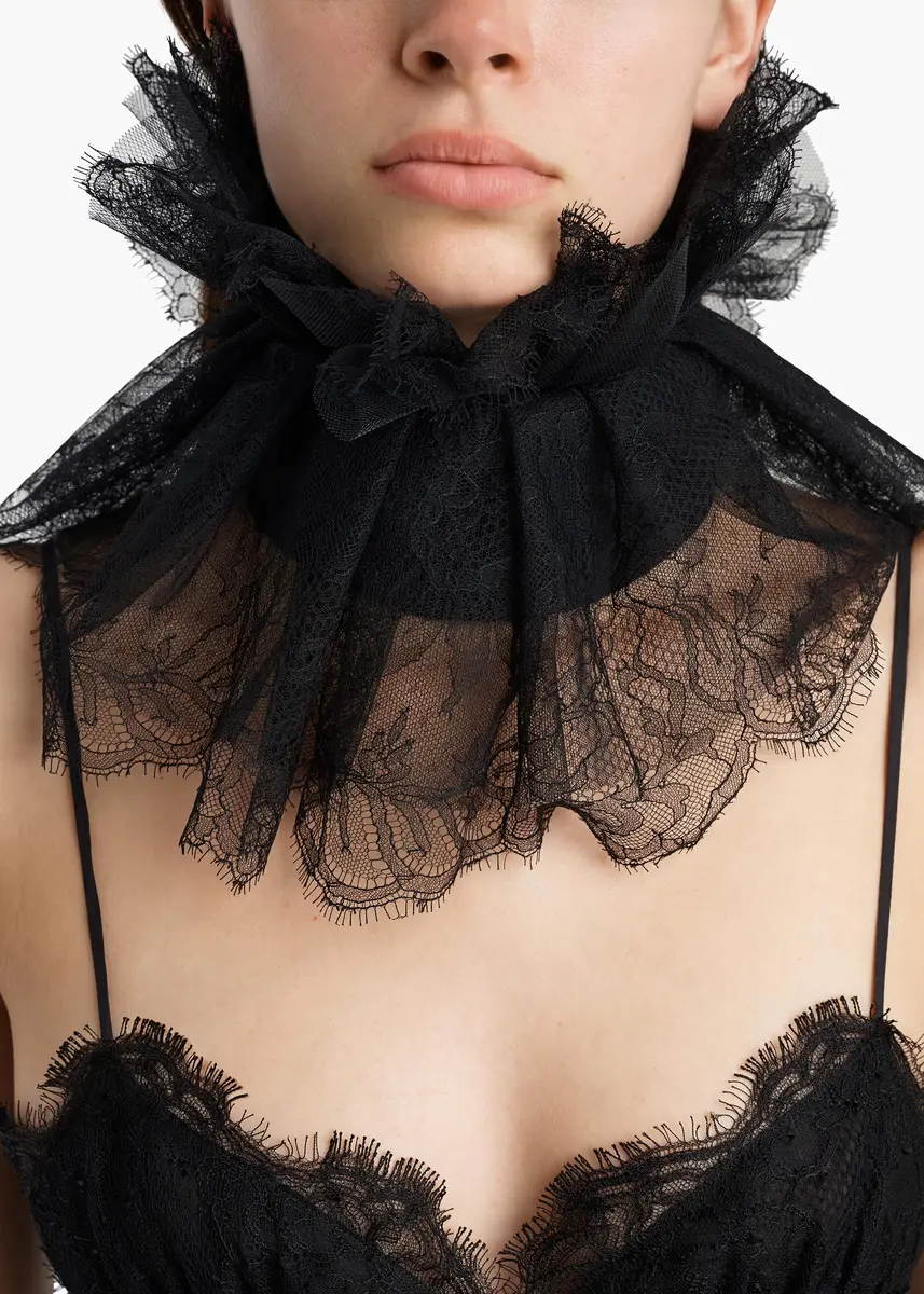Khaite Bon Collar In | Thumbnail 4