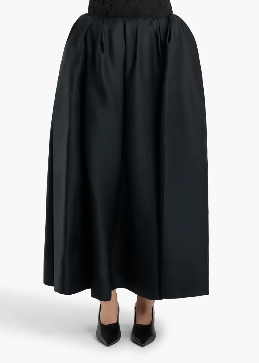 Khaite Adara Skirt In Black | Thumbnail 3 Khaite Adara Skirt In Black | Thumbnail 3