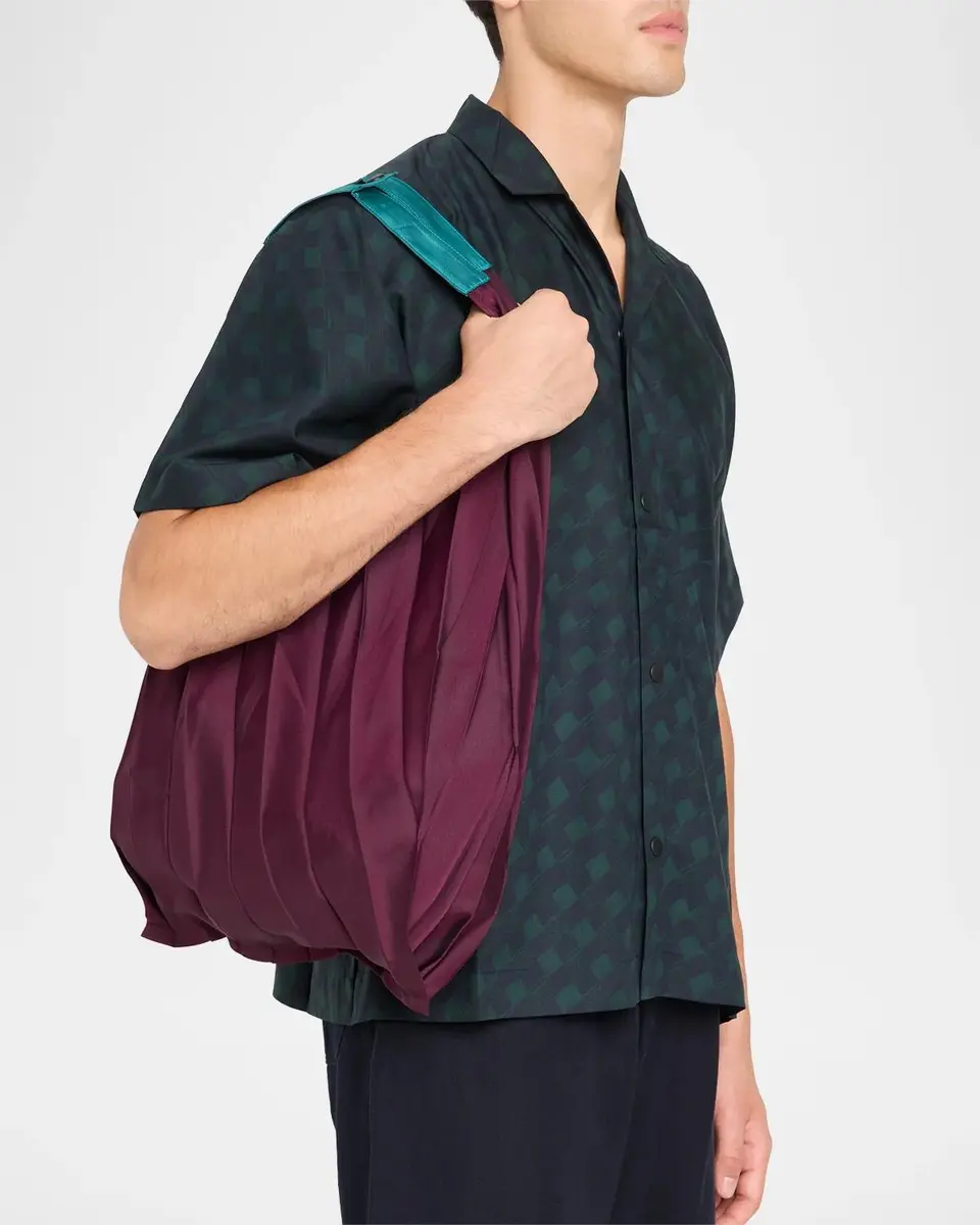 IM MEN Men's Guru Guru Packable Pleated Tote Bag | Thumbnail 2 IM MEN Men's Guru Guru Packable Pleated Tote Bag | Thumbnail 2
