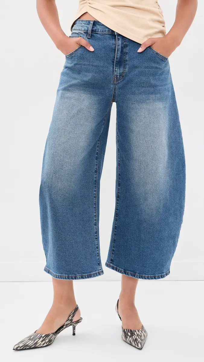 LIONESS Horseshoe Cropped Jeans | Thumbnail 2 LIONESS Horseshoe Cropped Jeans | Thumbnail 2