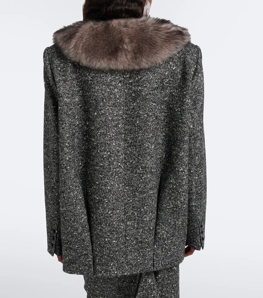 Valentino Garavani Shearling-trimmed wool-blend bouclé blazer | Thumbnail 6 Valentino Garavani Shearling-trimmed wool-blend bouclé blazer | Thumbnail 6