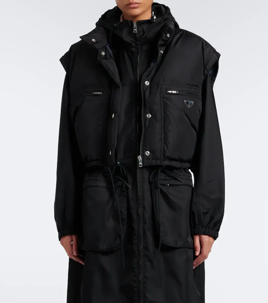 Prada Re-Nylon cropped down jacket | Thumbnail 3 Prada Re-Nylon cropped down jacket | Thumbnail 3