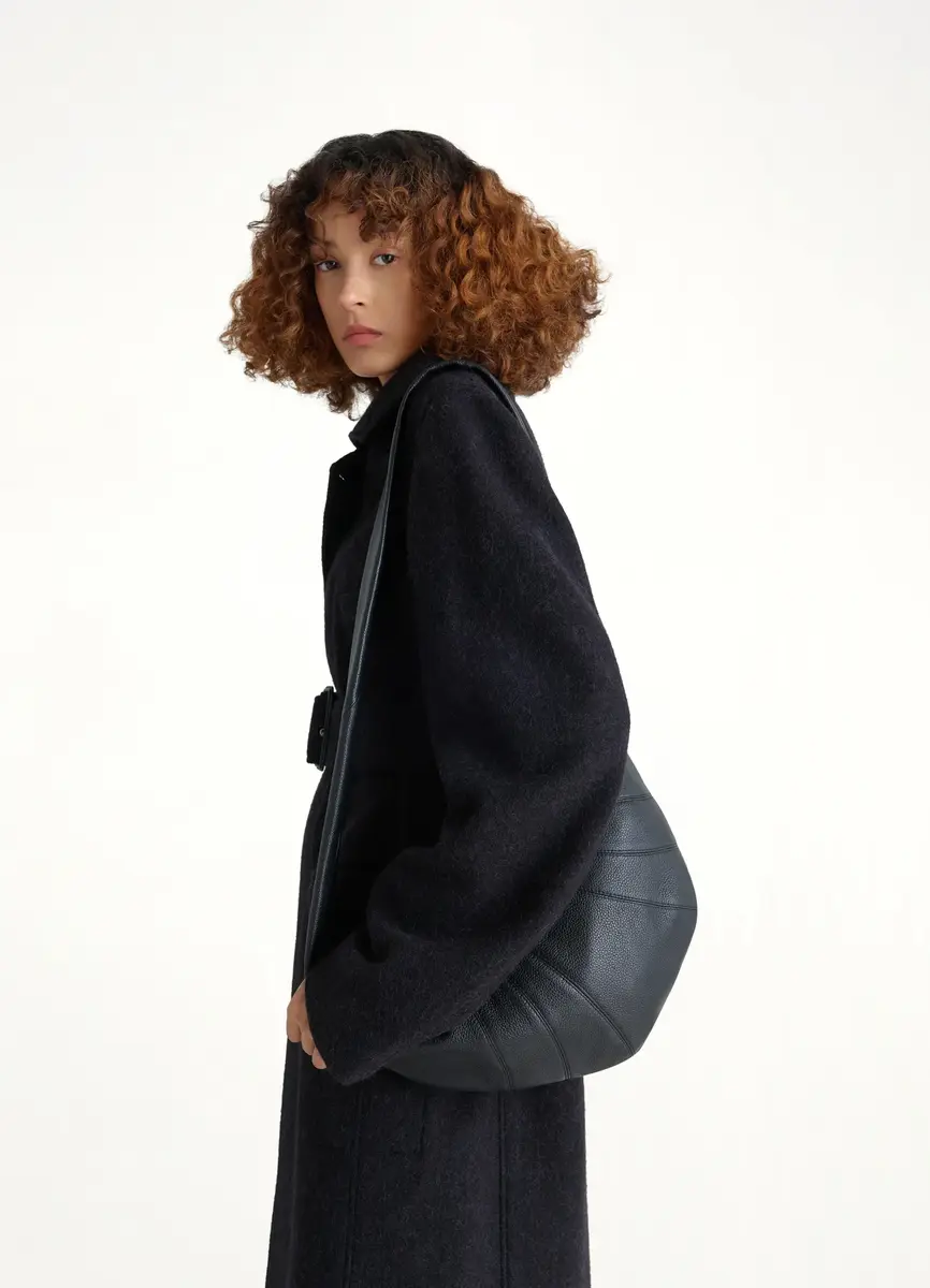 Lemaire Croissant Medium Grained Leather Bag | Thumbnail 4 Lemaire Croissant Medium Grained Leather Bag | Thumbnail 4