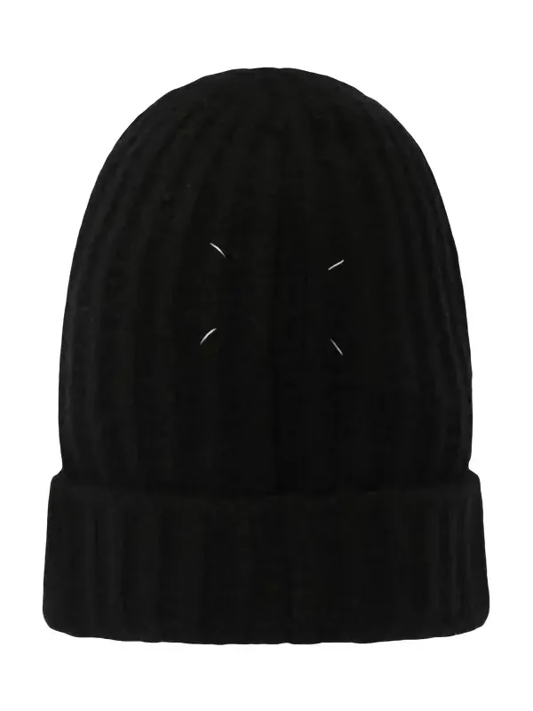 Four Stiches Beanie