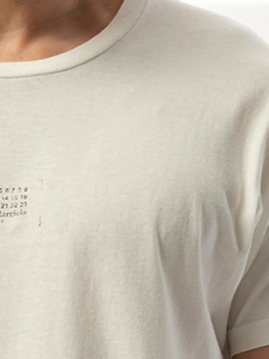Maison Margiela Small Number Logo T-shirt in Off White | Thumbnail 2 Maison Margiela Small Number Logo T-shirt in Off White | Thumbnail 2
