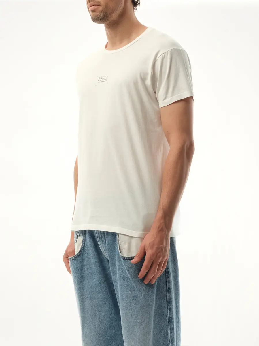 Maison Margiela Small Number Logo T-shirt in Off White | Thumbnail 5 Maison Margiela Small Number Logo T-shirt in Off White | Thumbnail 5