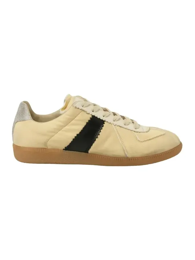 Maison Margiela Replica Sneaker in Black/yellow