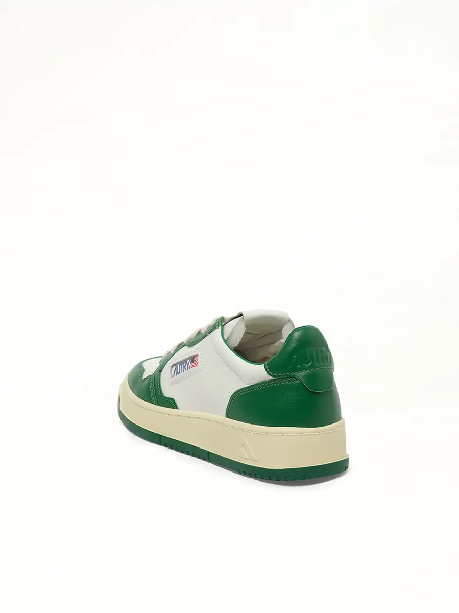 Autry Medalist Low Bicolour Sneakers in White/green | Thumbnail 4