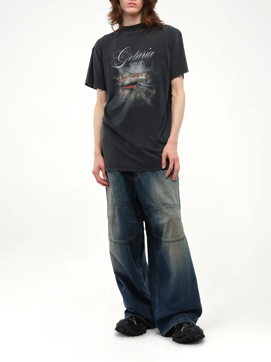 Balenciaga Getaria Oversized T-shirt in Faded Washed Black | Thumbnail 4 Balenciaga Getaria Oversized T-shirt in Faded Washed Black | Thumbnail 4