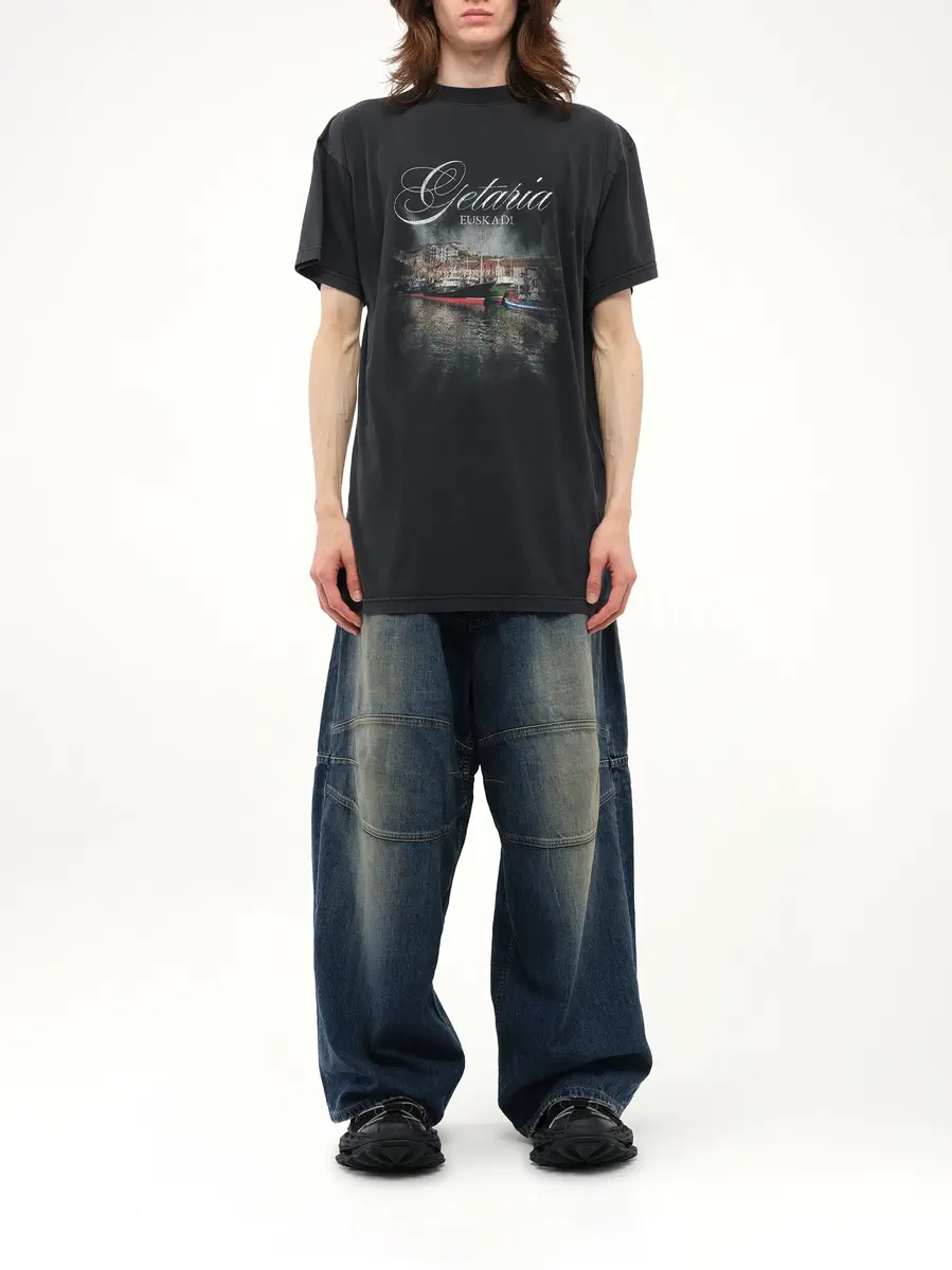 Balenciaga Getaria Oversized T-shirt in Faded Washed Black | Thumbnail 7 Balenciaga Getaria Oversized T-shirt in Faded Washed Black | Thumbnail 7