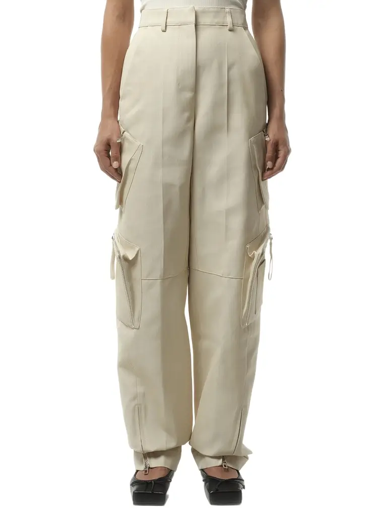 Jacquemus Le Cargo Atelier | Image 1 Jacquemus Le Cargo Atelier | Image 1