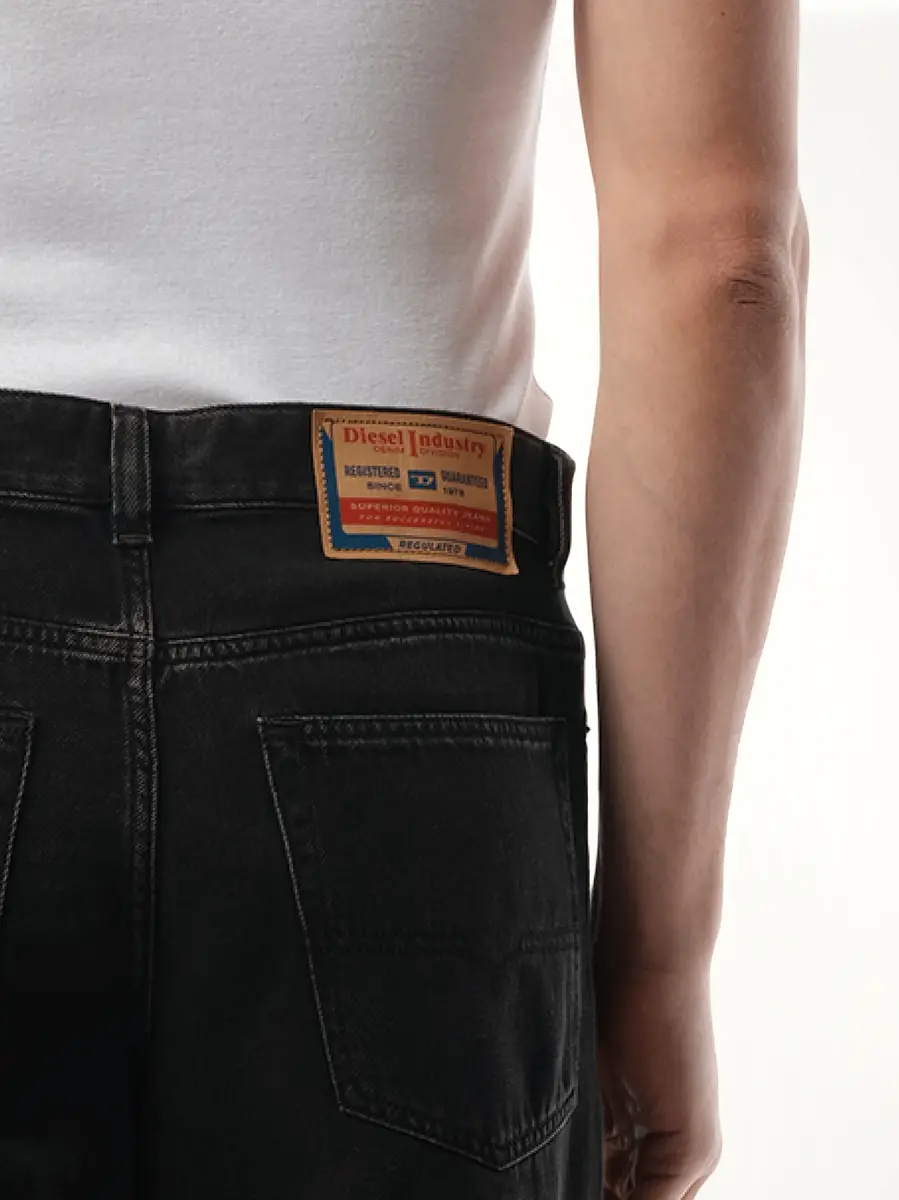 Diesel 2001 D-macro Jeans in Black/dark Grey | Thumbnail 2 Diesel 2001 D-macro Jeans in Black/dark Grey | Thumbnail 2