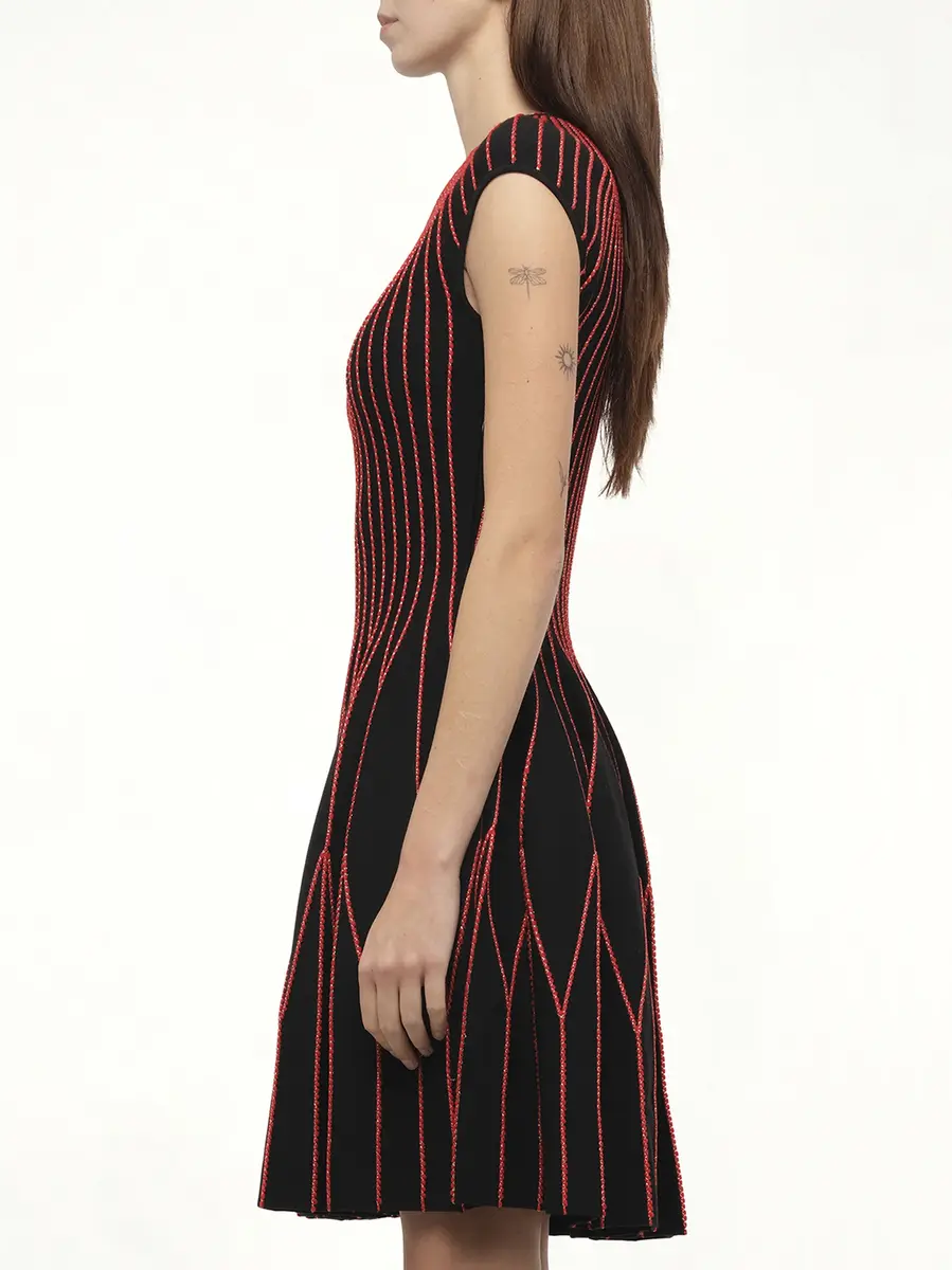 Alexander McQueen Knit Dress in Multi Black/red | Thumbnail 5 Alexander McQueen Knit Dress in Multi Black/red | Thumbnail 5