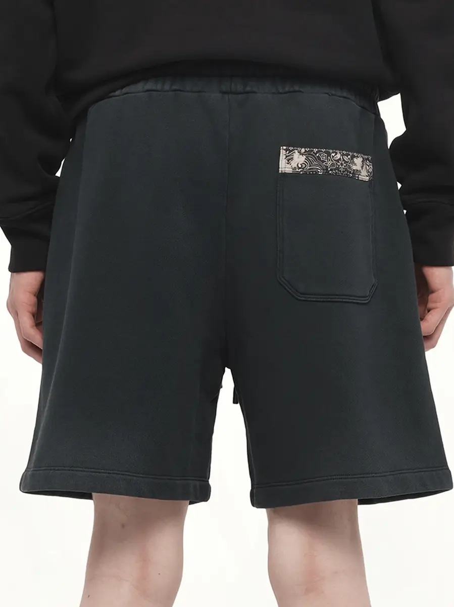 AMIRI Bleach Bandana Shorts | Thumbnail 2