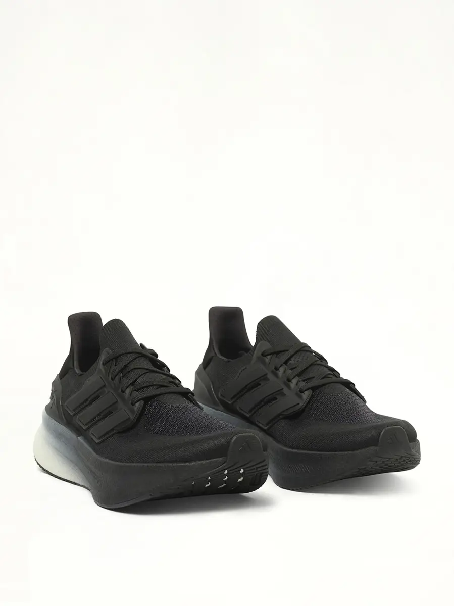 Y-3 Ultraboost Light 5 | Thumbnail 3 Y-3 Ultraboost Light 5 | Thumbnail 3