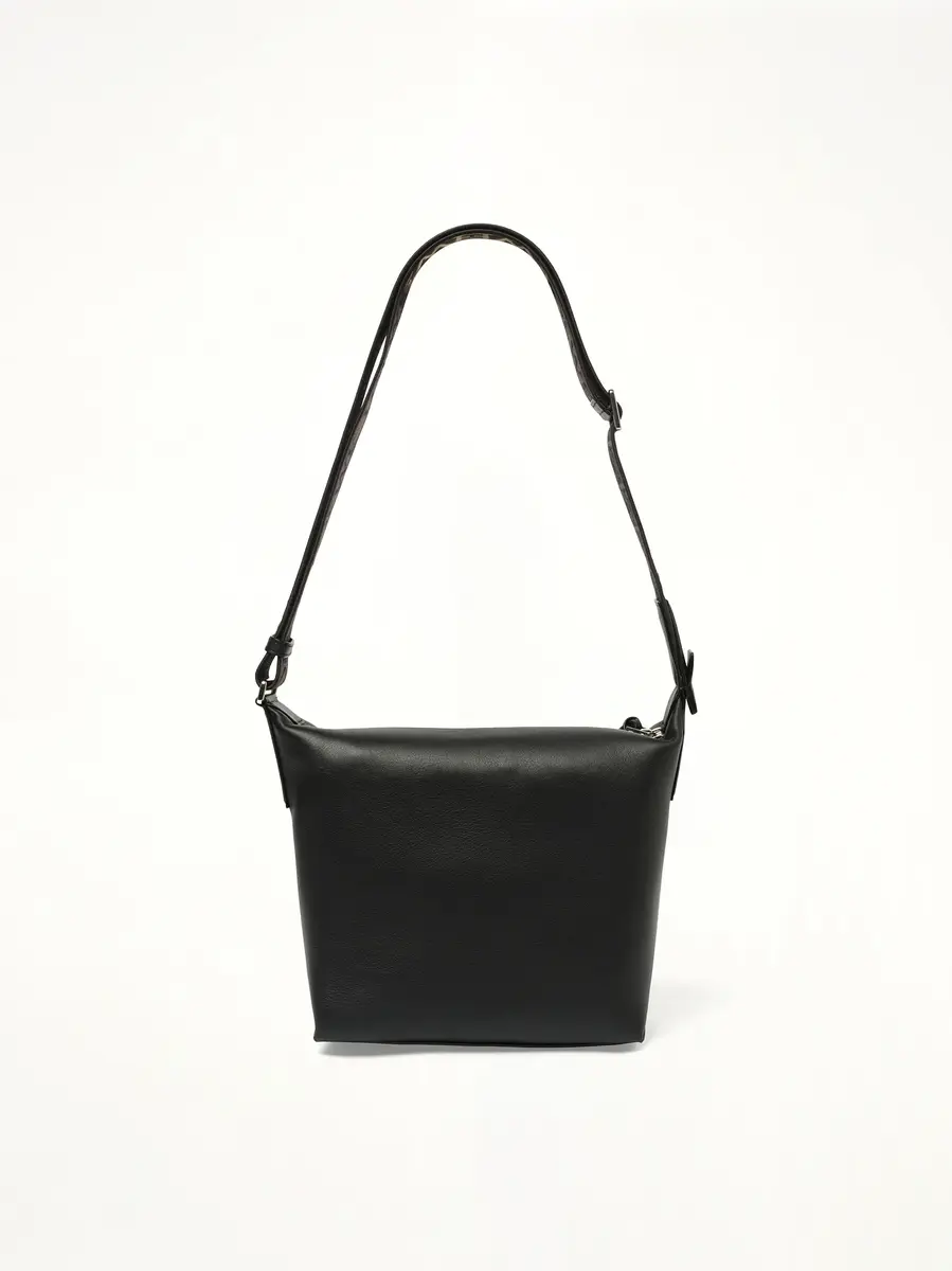 Loewe Cubi Crossbody Small | Thumbnail 5 Loewe Cubi Crossbody Small | Thumbnail 5