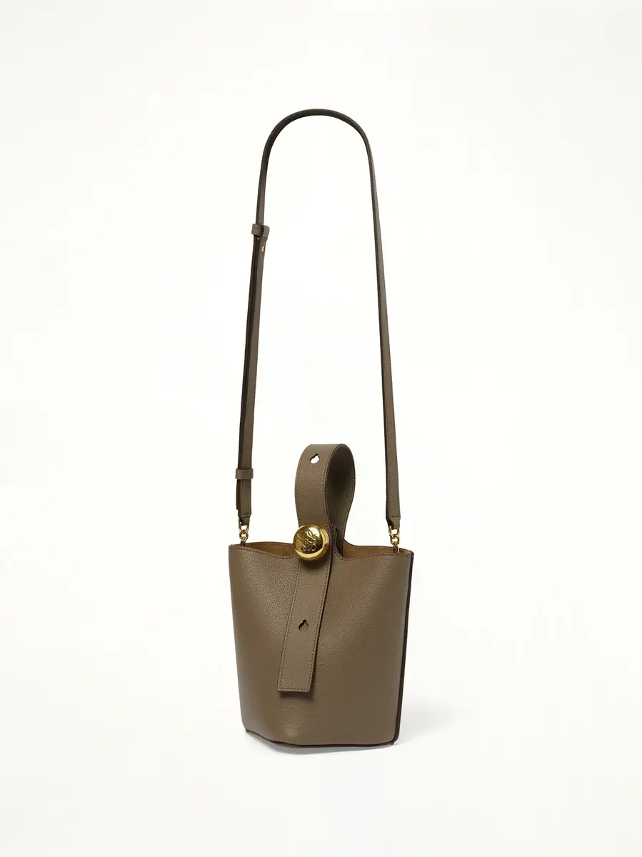 Loewe Pebble Bucket Mini | Thumbnail 7 Loewe Pebble Bucket Mini | Thumbnail 7