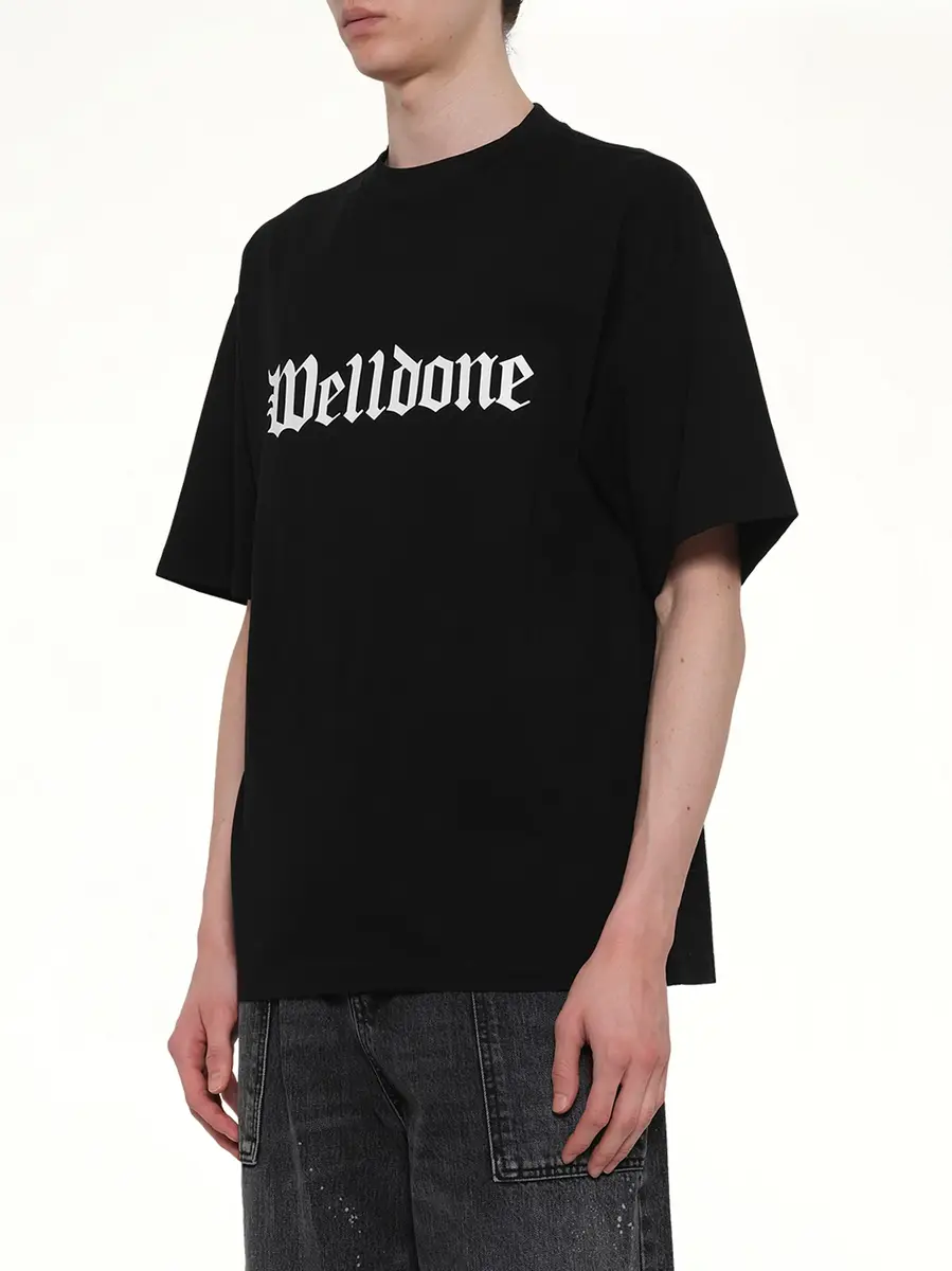 We11Done Gothic Logo Short-sleeved T-shirt | Thumbnail 2
