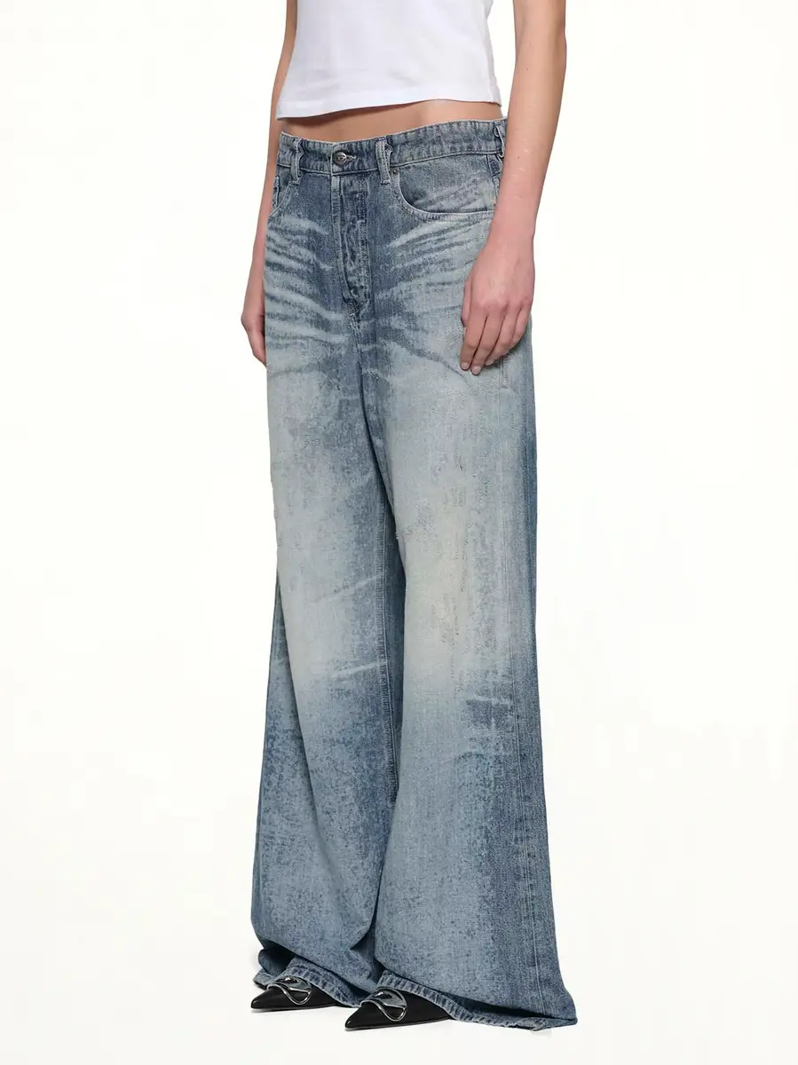 Diesel 1996 D-sire-fsh Wide Jeans | Thumbnail 2 Diesel 1996 D-sire-fsh Wide Jeans | Thumbnail 2
