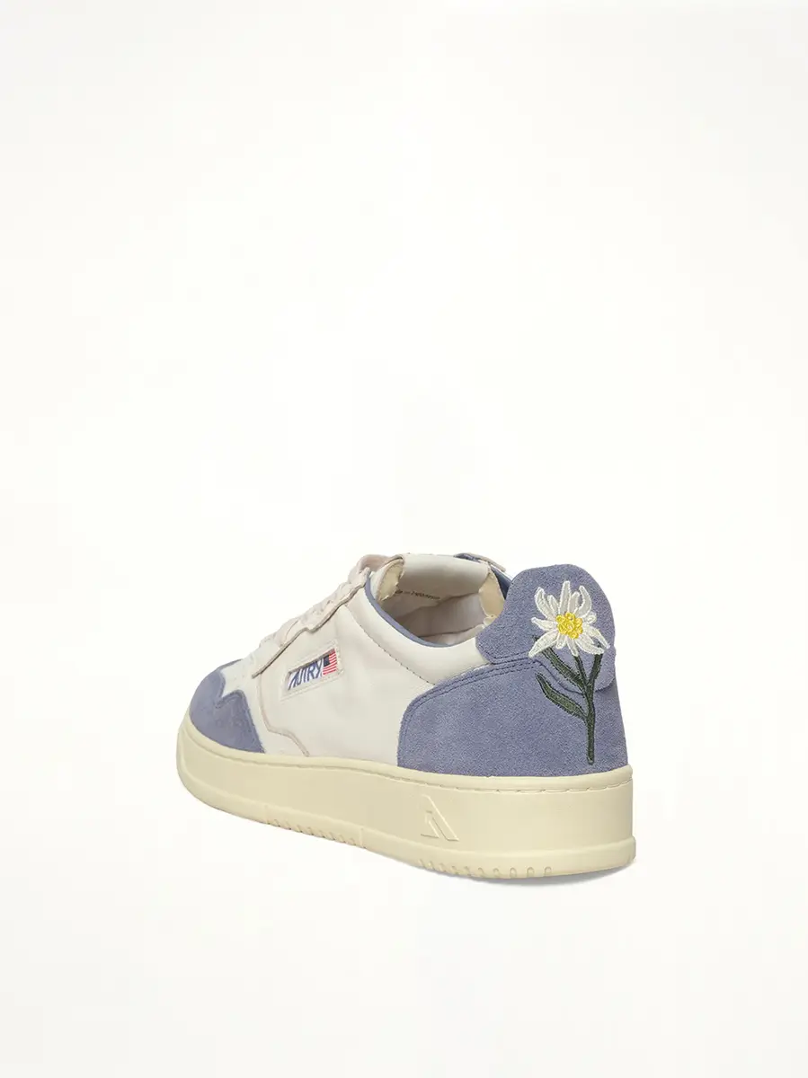 Autry Medalist Low Sneaker in White/claudia | Thumbnail 2 Autry Medalist Low Sneaker in White/claudia | Thumbnail 2
