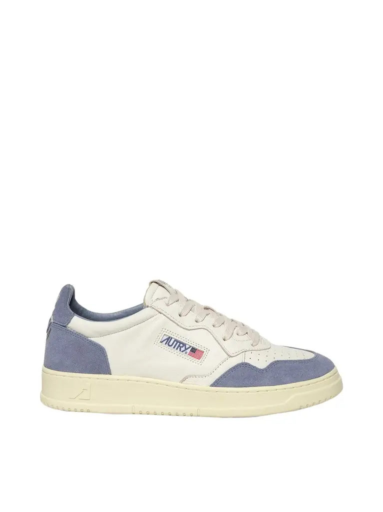 Autry Medalist Low Sneaker | Image 1 Autry Medalist Low Sneaker | Image 1