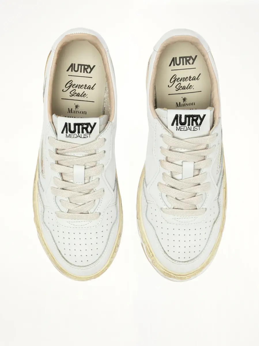 Autry Mmy Super Vintage Low Sneaker | Thumbnail 6 Autry Mmy Super Vintage Low Sneaker | Thumbnail 6