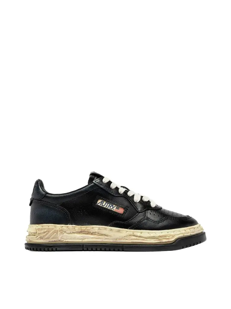 Autry Mmy Super Vintage Low Sneaker | Image 1 Autry Mmy Super Vintage Low Sneaker | Image 1
