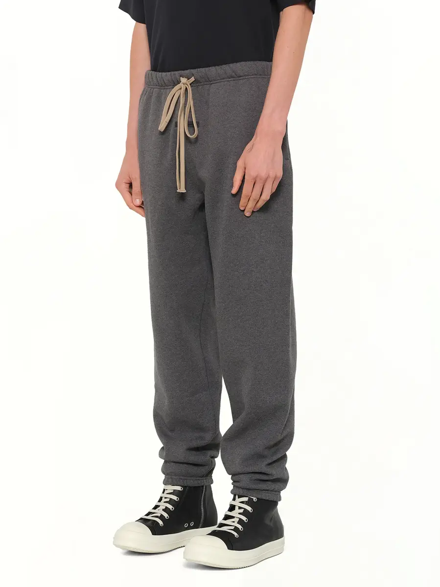 Fear of God Essentials Classic Sweatpant | Thumbnail 2 Fear of God Essentials Classic Sweatpant | Thumbnail 2