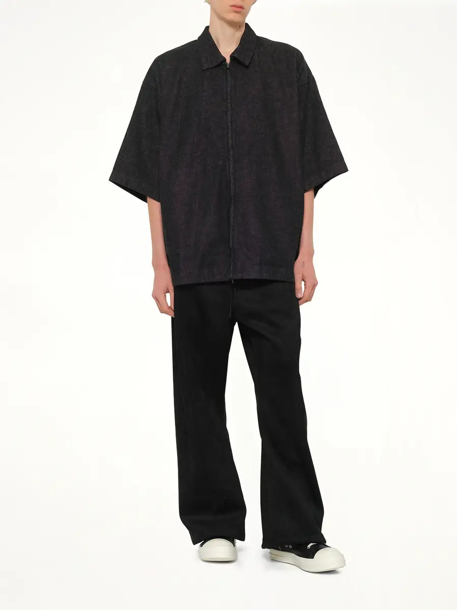 Fear of God Essentials Full Zip Work Shirt in Vintage Black | Thumbnail 4 Fear of God Essentials Full Zip Work Shirt in Vintage Black | Thumbnail 4