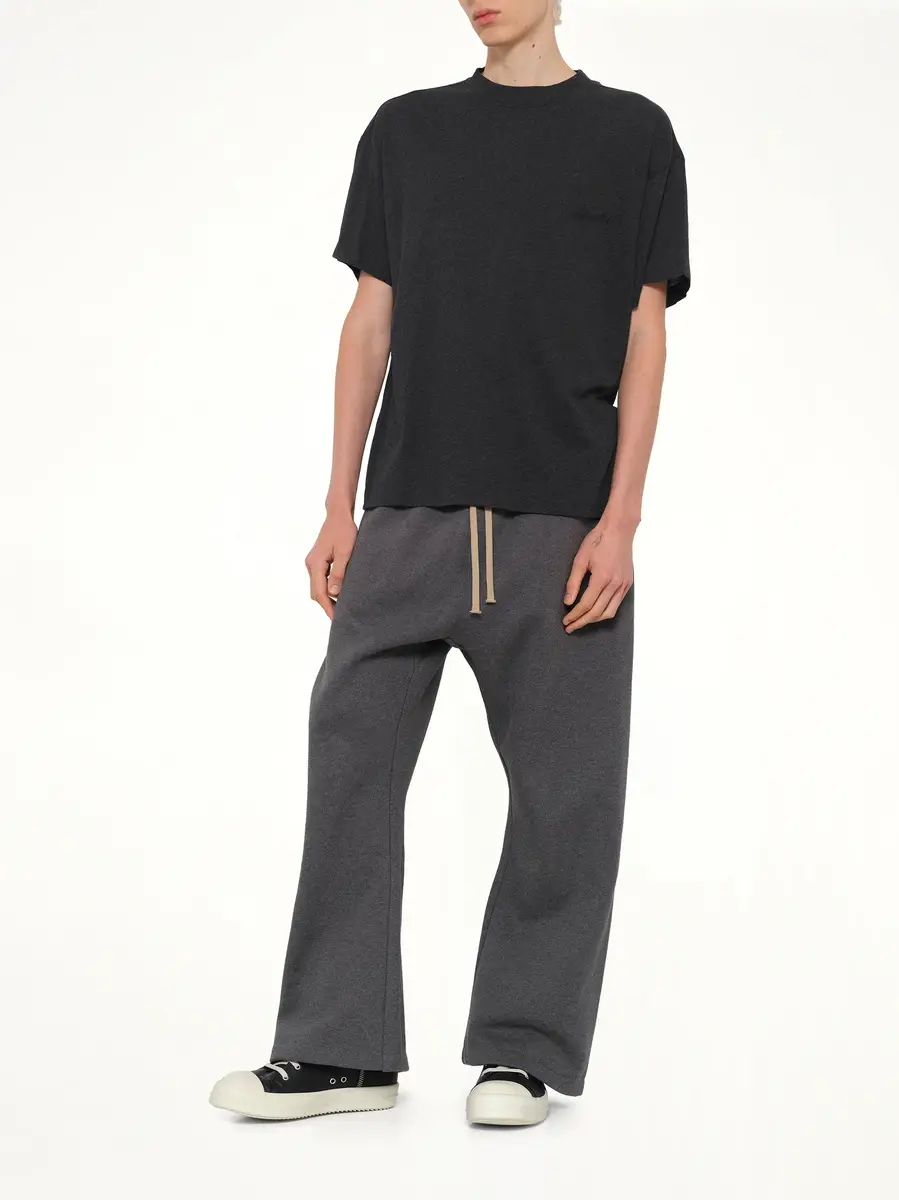 Fear of God Essentials Essential T-shirt in Vintage Black | Thumbnail 4