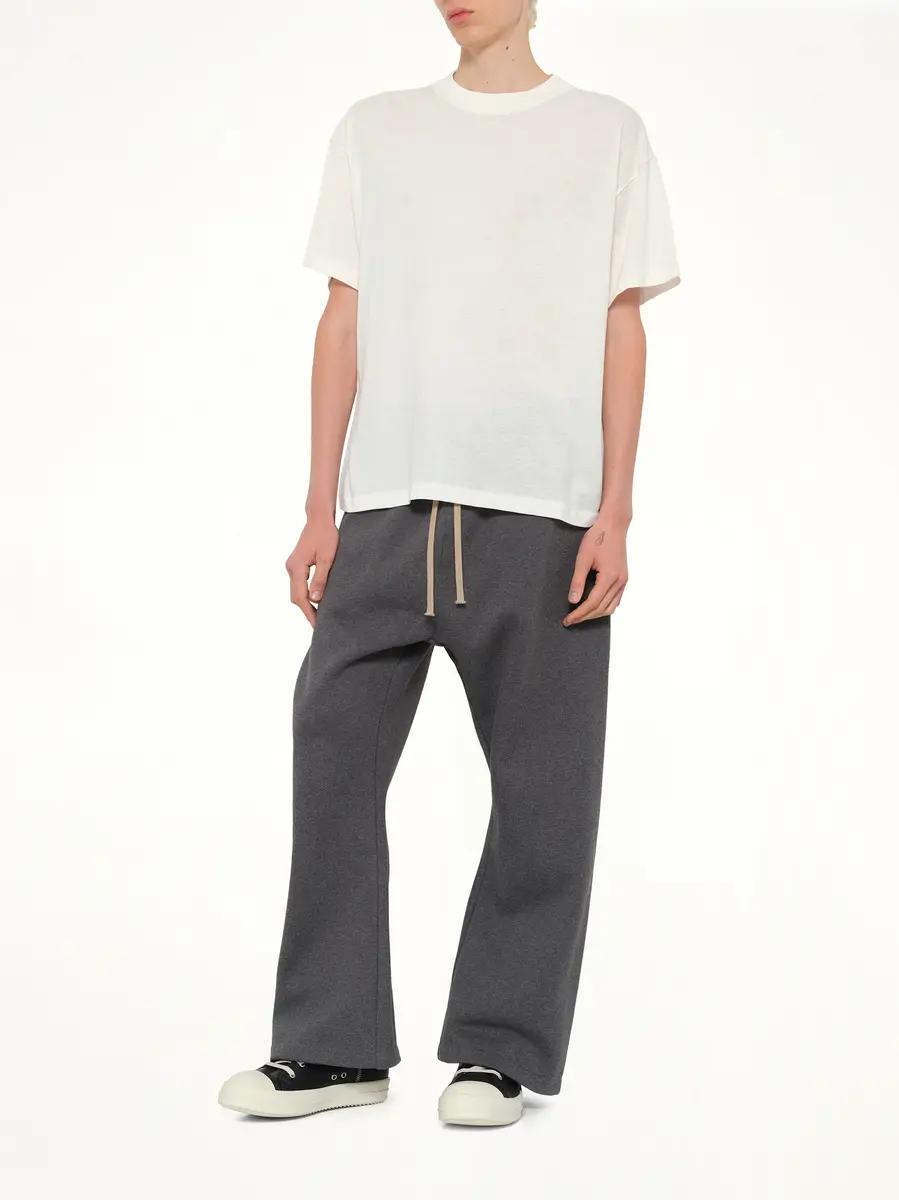 Fear of God Essentials Essential T-shirt | Thumbnail 4 Fear of God Essentials Essential T-shirt | Thumbnail 4