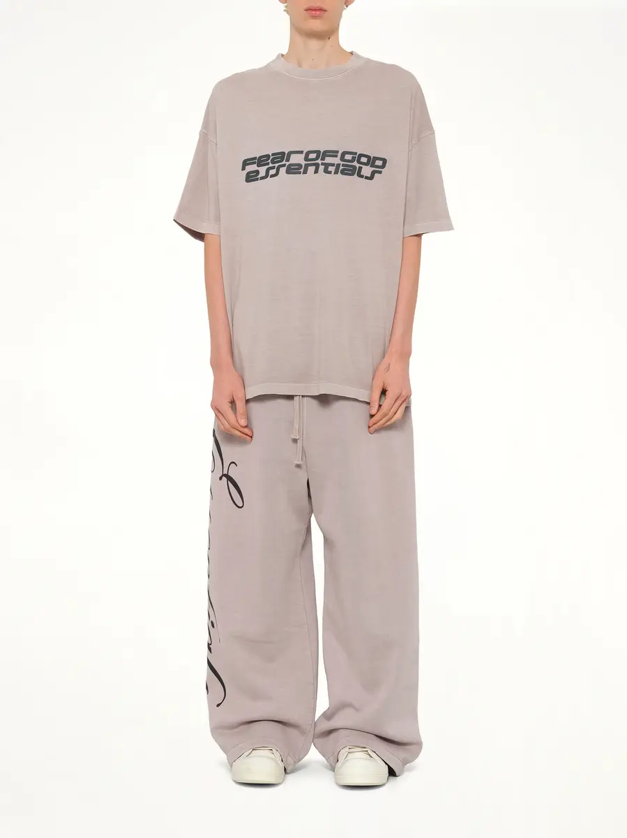 Fear of God Essentials "26" T-shirt | Thumbnail 7 Fear of God Essentials "26" T-shirt | Thumbnail 7