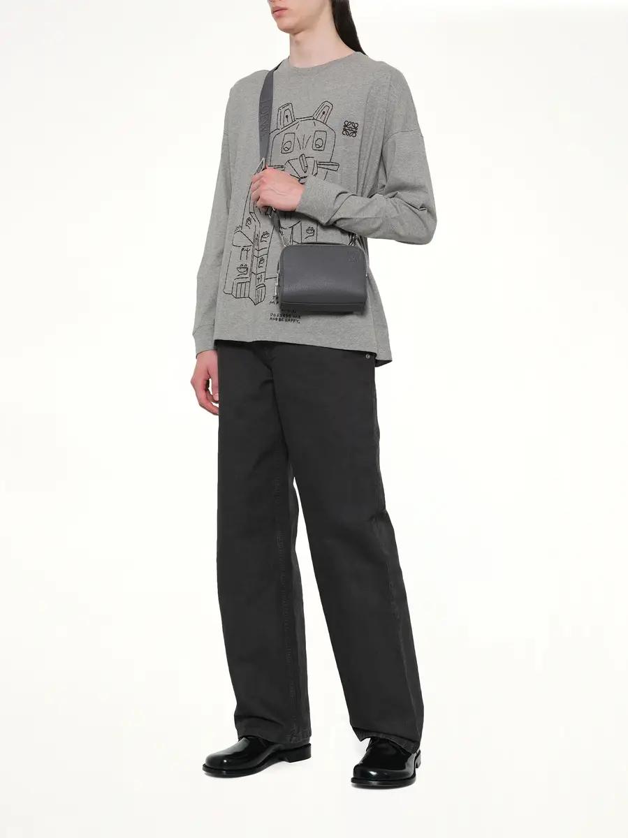 Loewe Essential Camera Bag Mini in Anthracite | Thumbnail 4 Loewe Essential Camera Bag Mini in Anthracite | Thumbnail 4