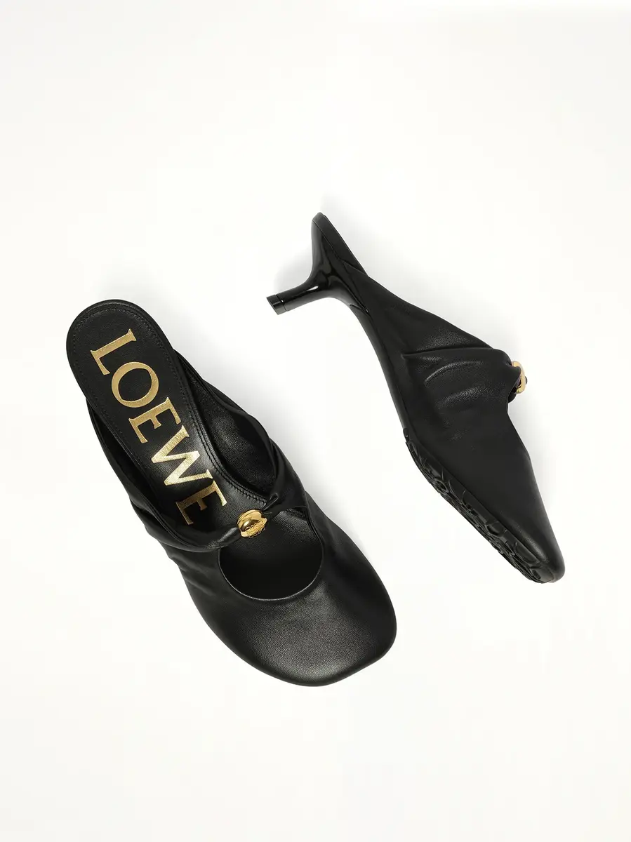 Loewe Pebble Soft Mule 45h | Thumbnail 4
