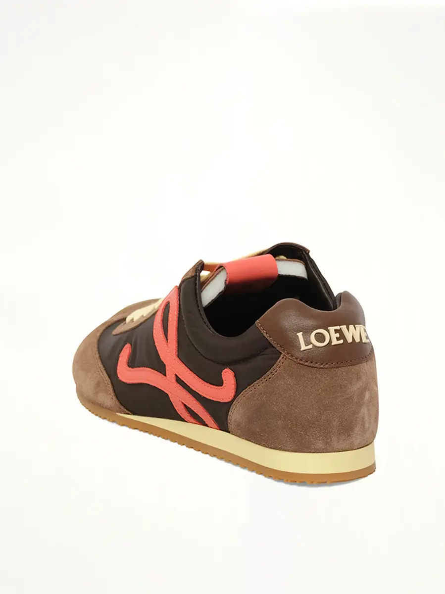 Loewe Ballet Runner 2.0 in Chocolate | Thumbnail 2