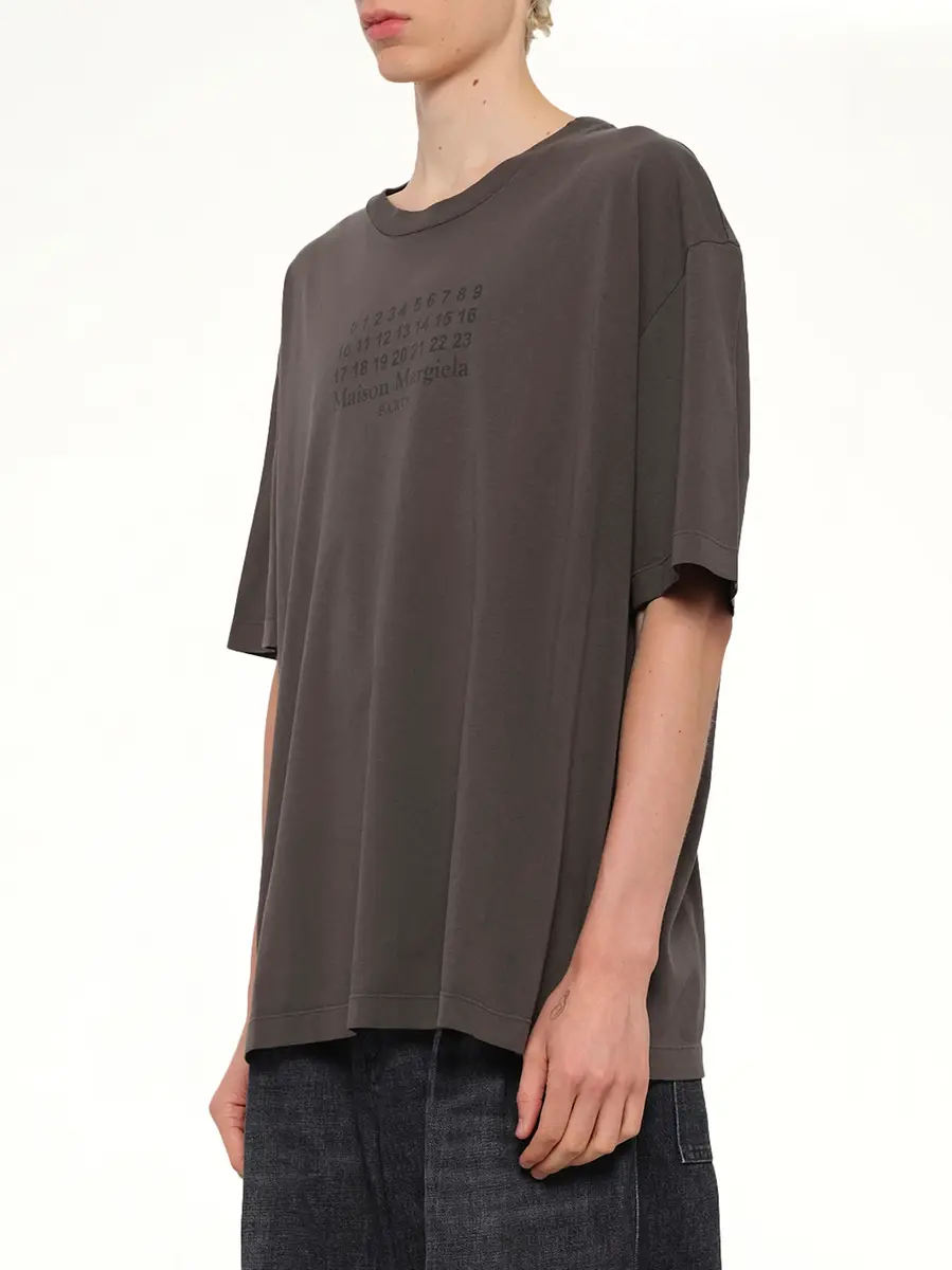 Maison Margiela Maison Margiela Logo T-shirt in Mink | Thumbnail 2 Maison Margiela Maison Margiela Logo T-shirt in Mink | Thumbnail 2