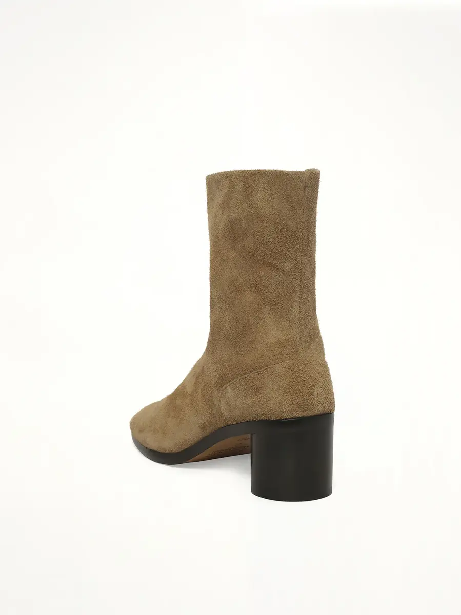 Maison Margiela Tabi Ankle 8cm Boots in Corn Brown | Thumbnail 2 Maison Margiela Tabi Ankle 8cm Boots in Corn Brown | Thumbnail 2