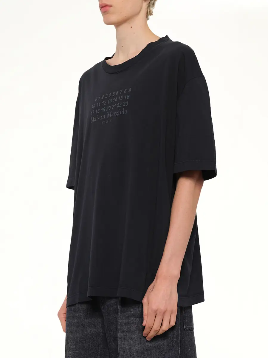 Maison Margiela Maison Margiela Logo T-shirt in Washed Black | Thumbnail 2 Maison Margiela Maison Margiela Logo T-shirt in Washed Black | Thumbnail 2