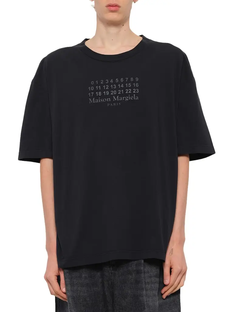 Maison Margiela Maison Margiela Logo T-shirt | Image 1 Maison Margiela Maison Margiela Logo T-shirt | Image 1
