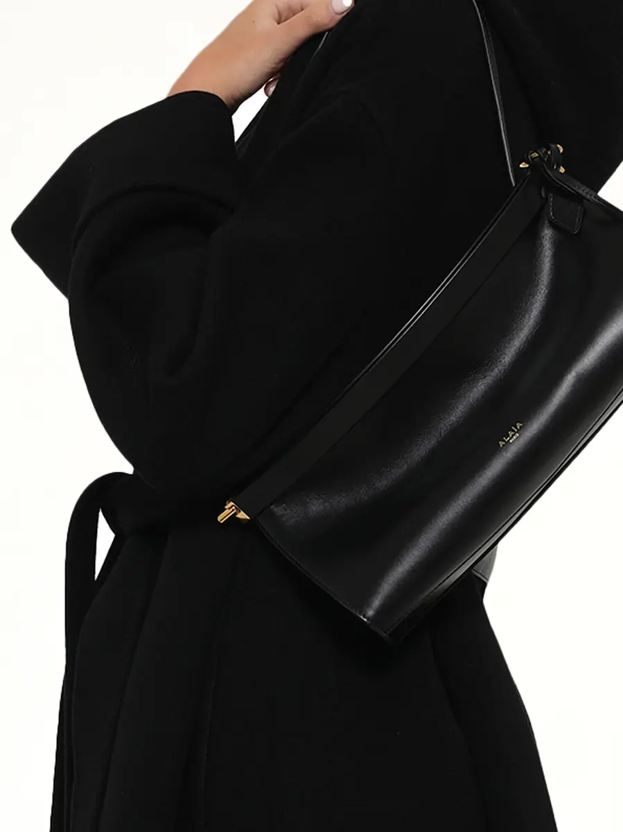 Alaïa Le Click East West Medium Bag | Thumbnail 6 Alaïa Le Click East West Medium Bag | Thumbnail 6