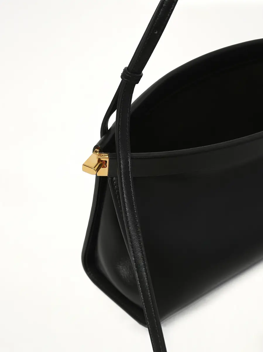 Alaïa Le Click East West Medium Bag | Thumbnail 8 Alaïa Le Click East West Medium Bag | Thumbnail 8