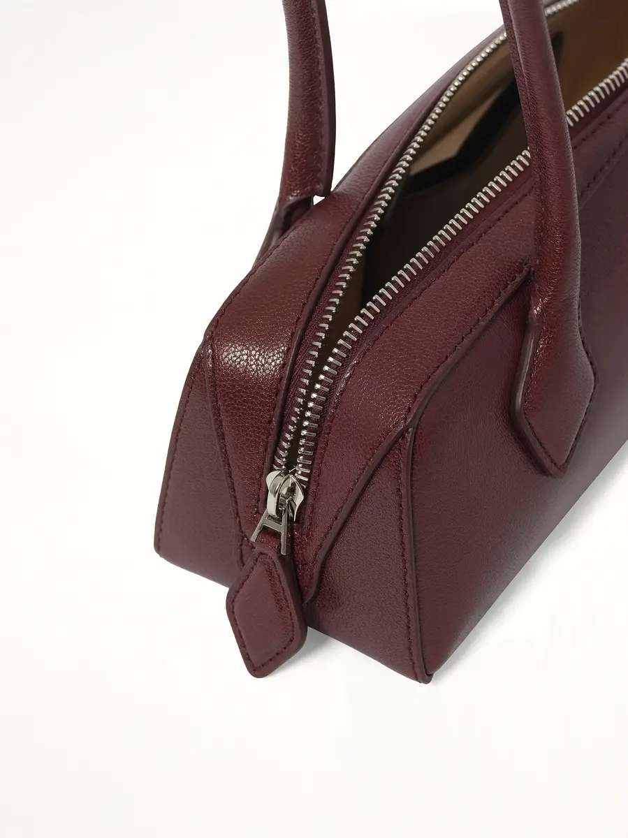 Alaïa Le Teckel Small Bag | Thumbnail 8